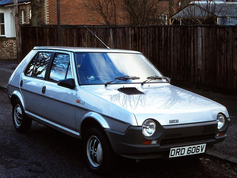  Fiat Strada 5-Door 1978 года  (UK) (фото 2 из 3)